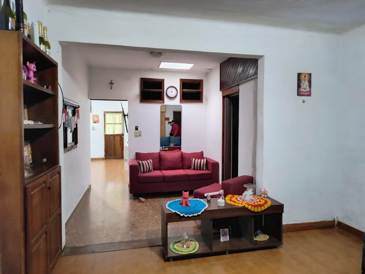 CASA 3 DORMITORIOS