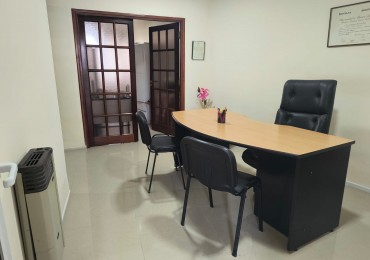 OFICINA EN ALQUILER - ENTREGA INMEDIATA 